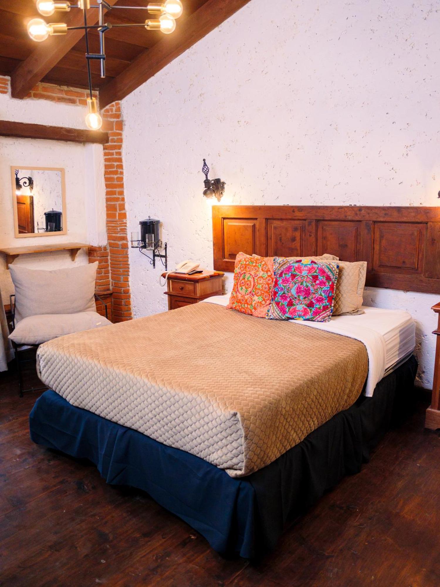 Naif Boutique Hotel Antigua Room photo