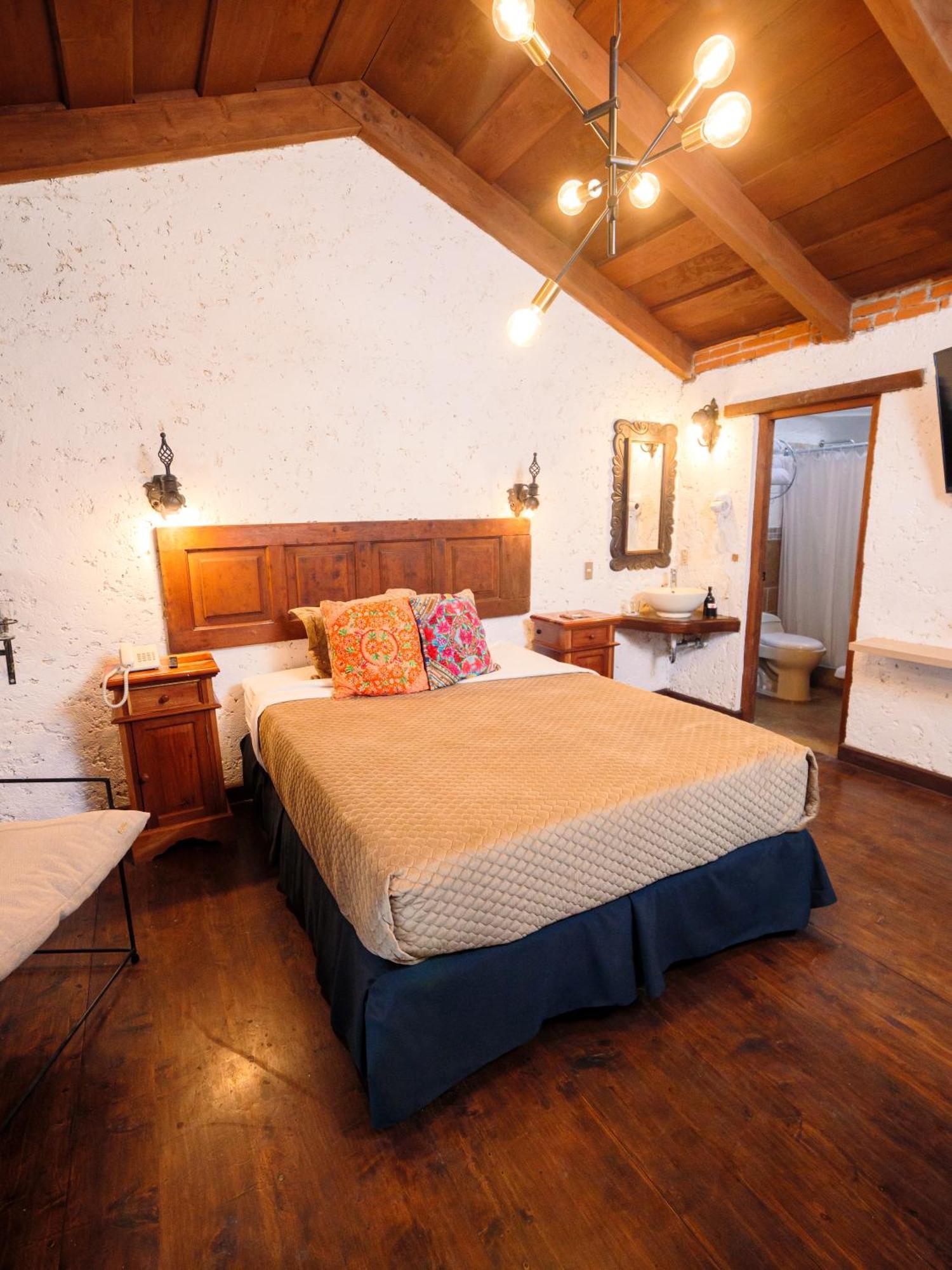 Naif Boutique Hotel Antigua Room photo