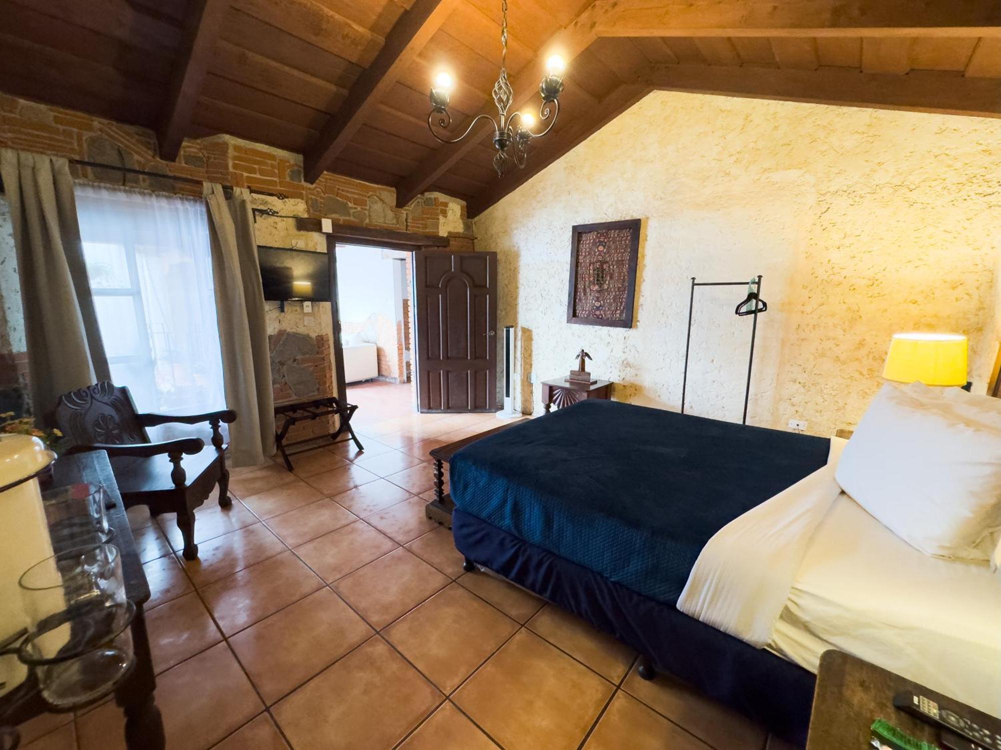 Naif Boutique Hotel Antigua Room photo